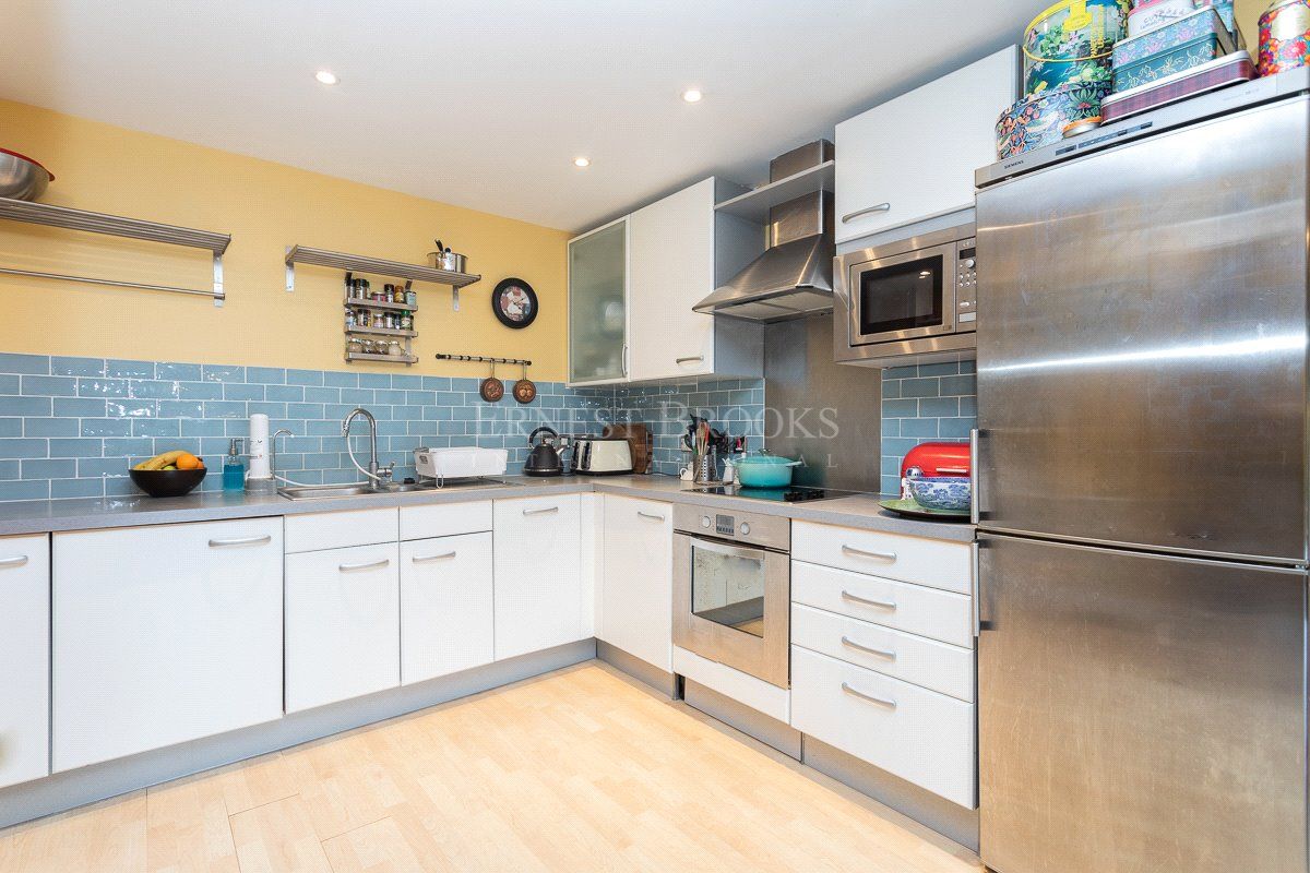 Stanton House 620 Rotherhithe St SE16