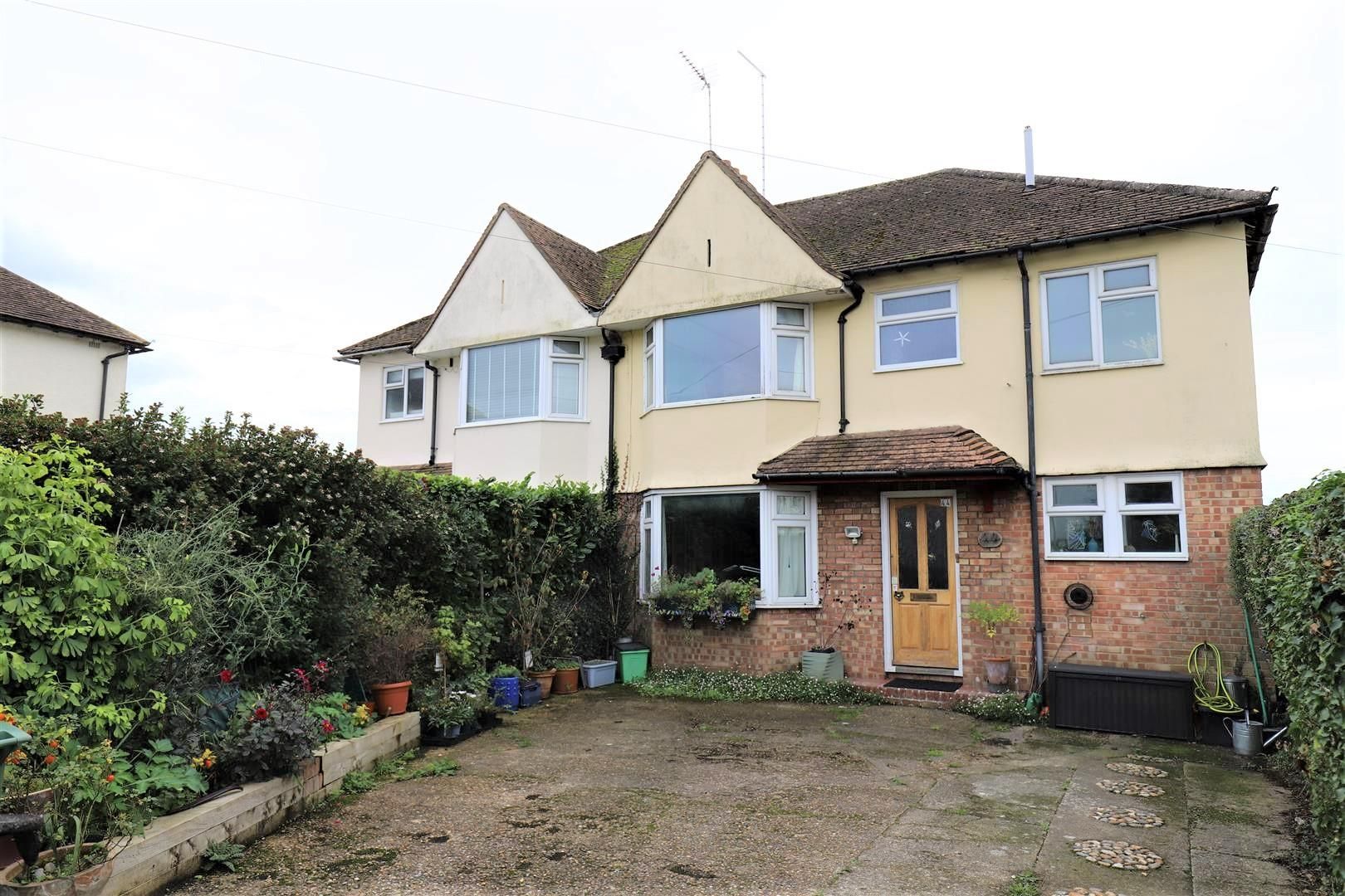 4 bed semidetached house for sale in Glebe Lane, Barming, Maidstone