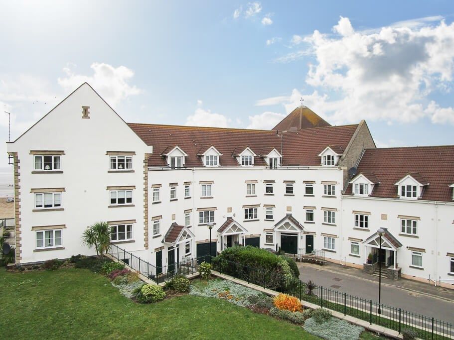 2 bed flat for sale in Royal Sands, WestonSuperMare BS23 Zoopla
