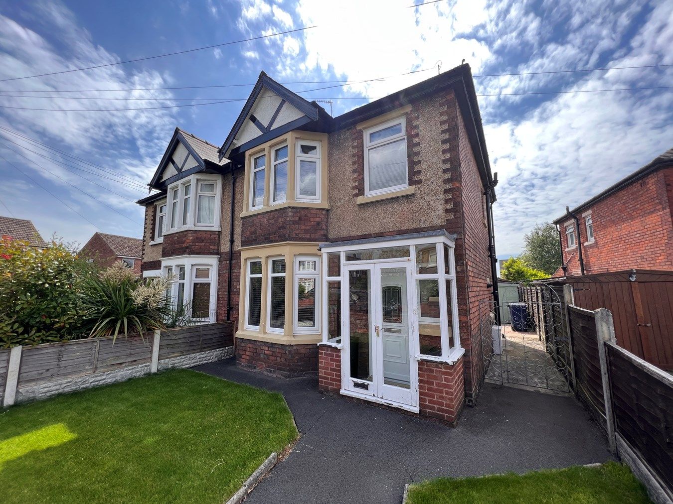 3 bed semidetached house for sale in Giller Close, Penwortham, Preston