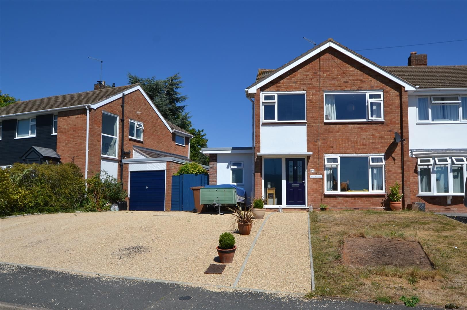 3 bed semidetached house for sale in Cedar Avenue, Malvern WR14 Zoopla