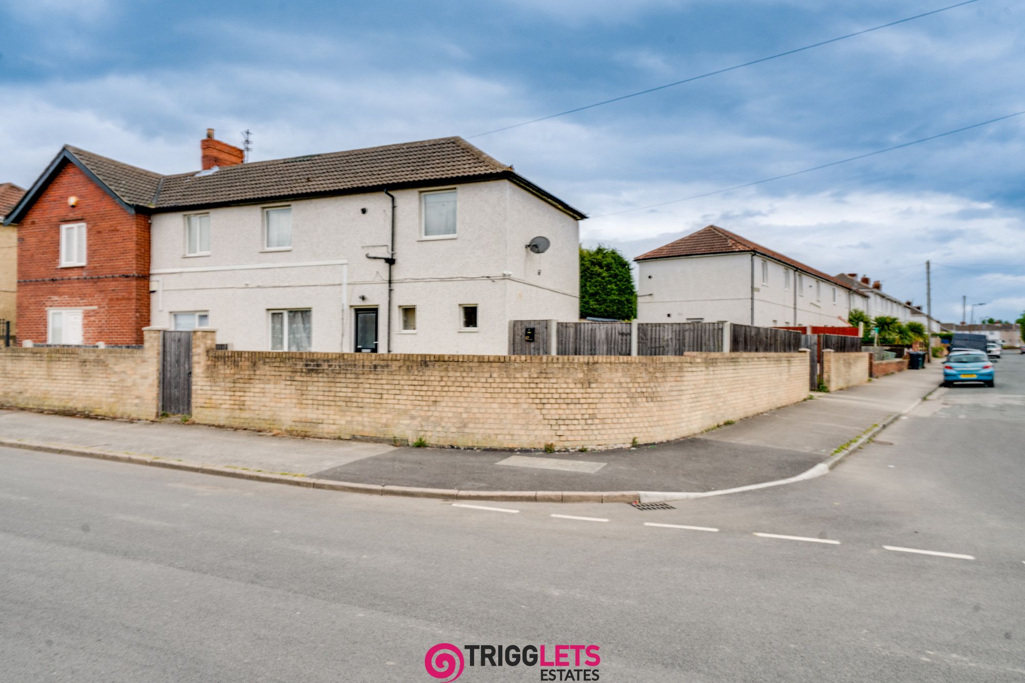 3 bed semidetached house for sale in Lancaster Street, Thurnscoe