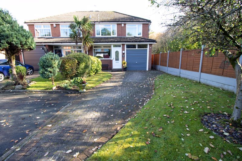 3 bed semidetached house for sale in Caldbeck Drive, Farnworth, Bolton