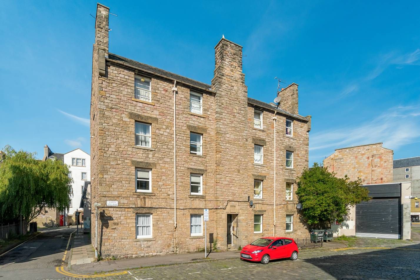 1/3 Simon Square, Newington EH8  