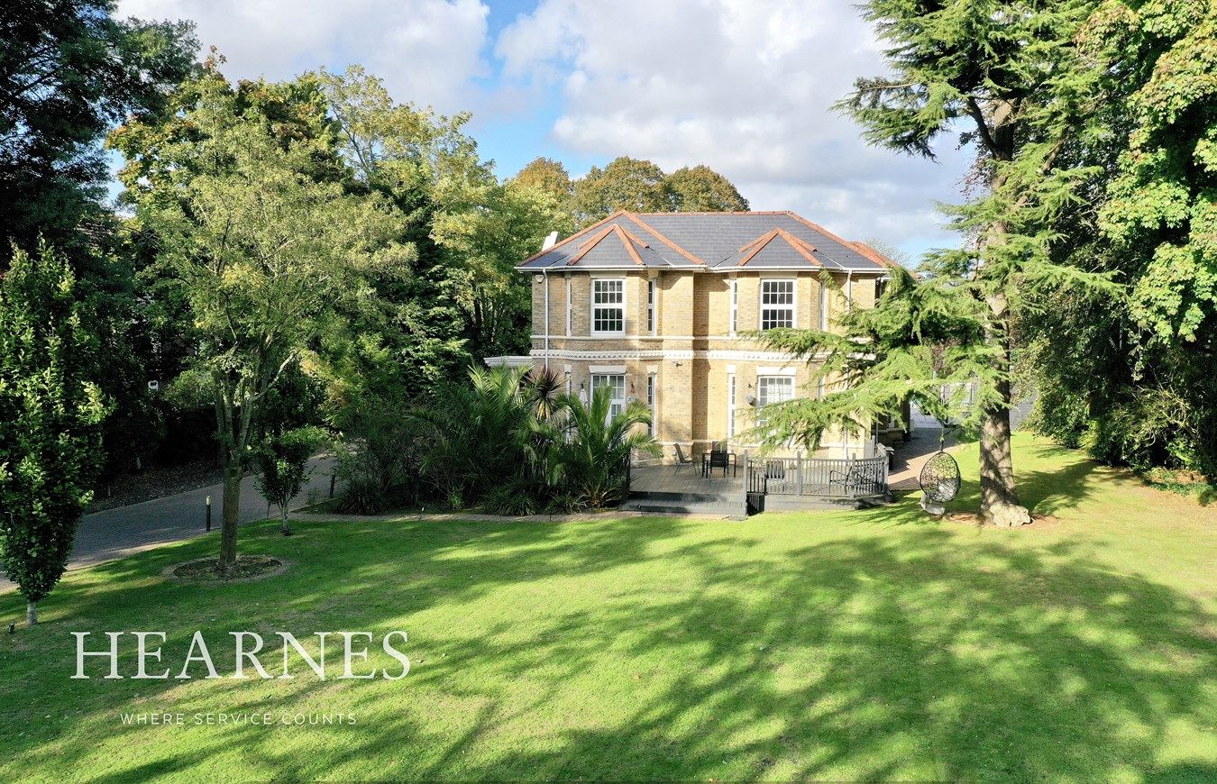 10 bed detached house for sale in Dean Park Road, Dean Park