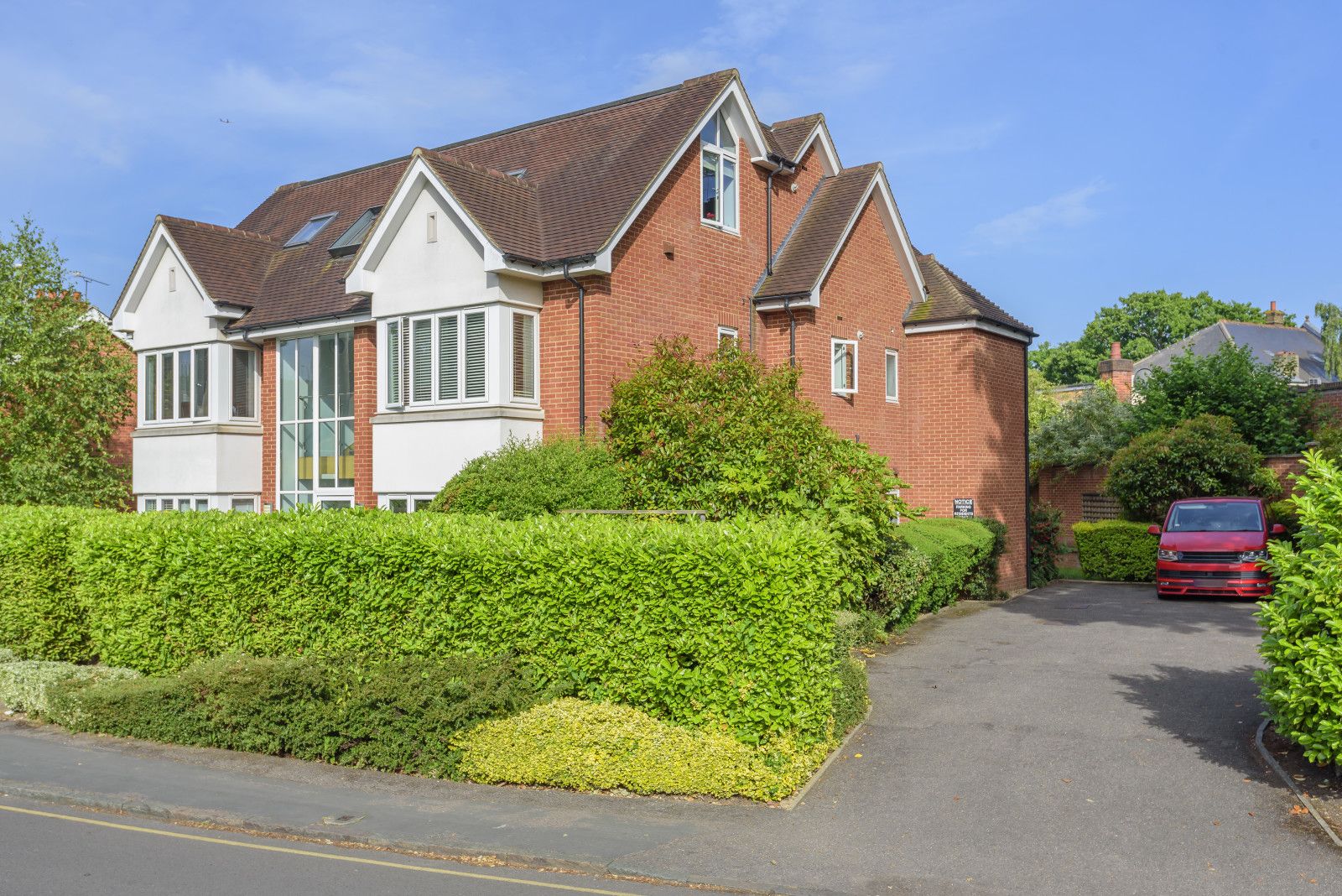 2 bed flat for sale in Station Road, West Byfleet KT14 Zoopla