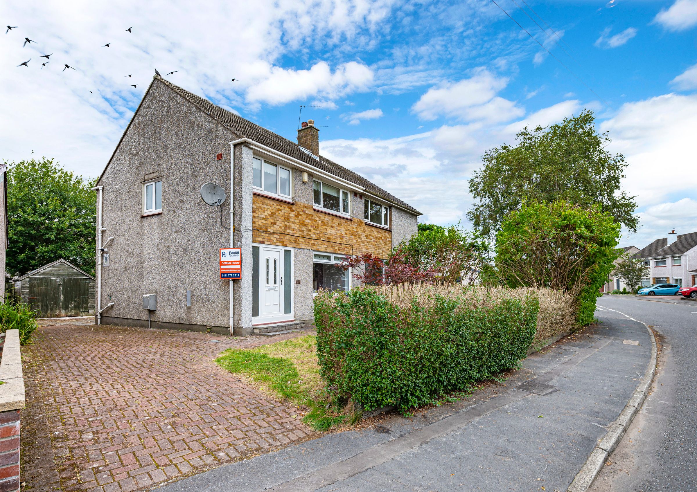 3 bed property for sale in 129 Stirling Drive, G64 Zoopla