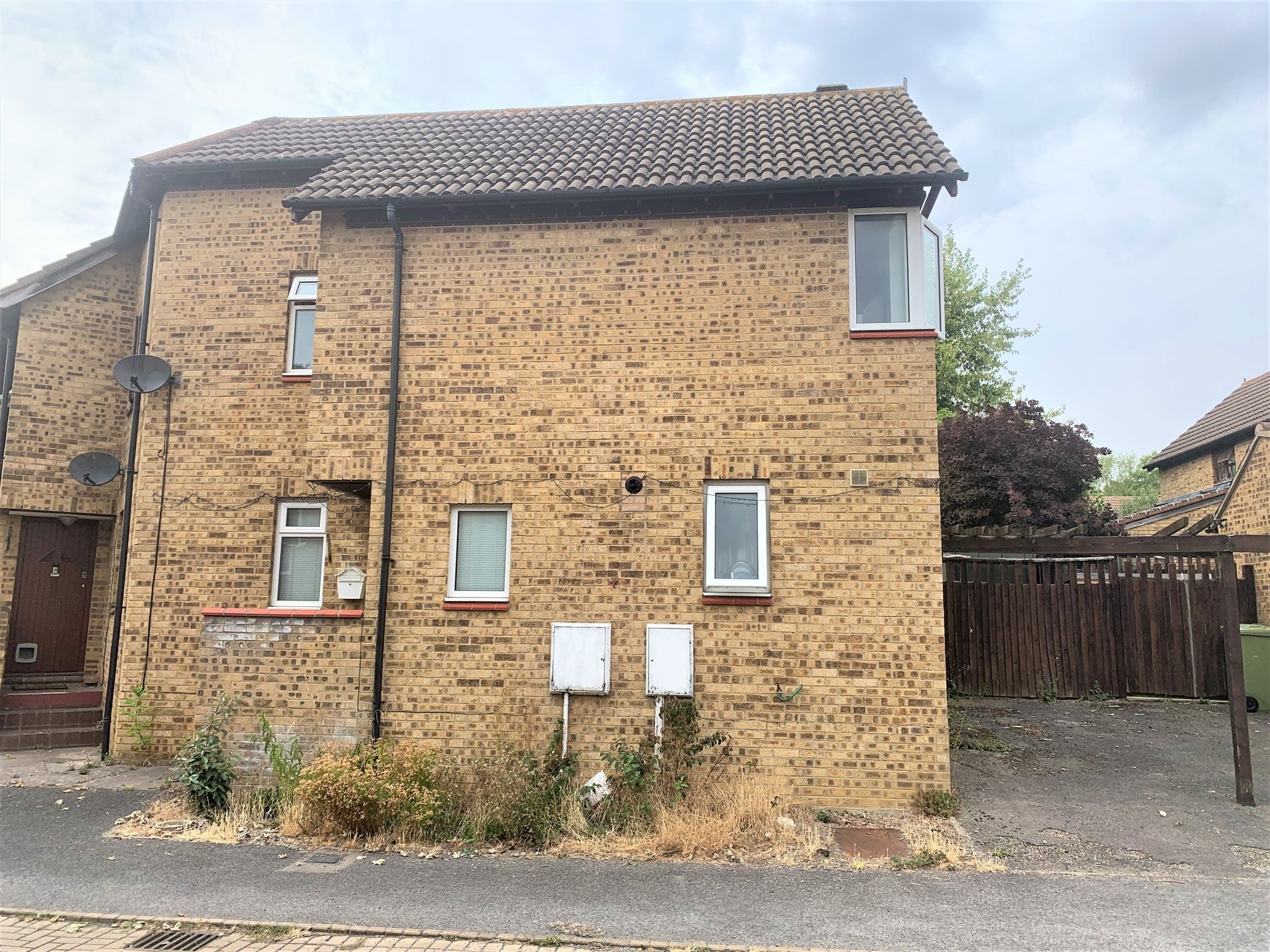 2 bed semidetached house for sale in Petworth, Great Holm, Milton