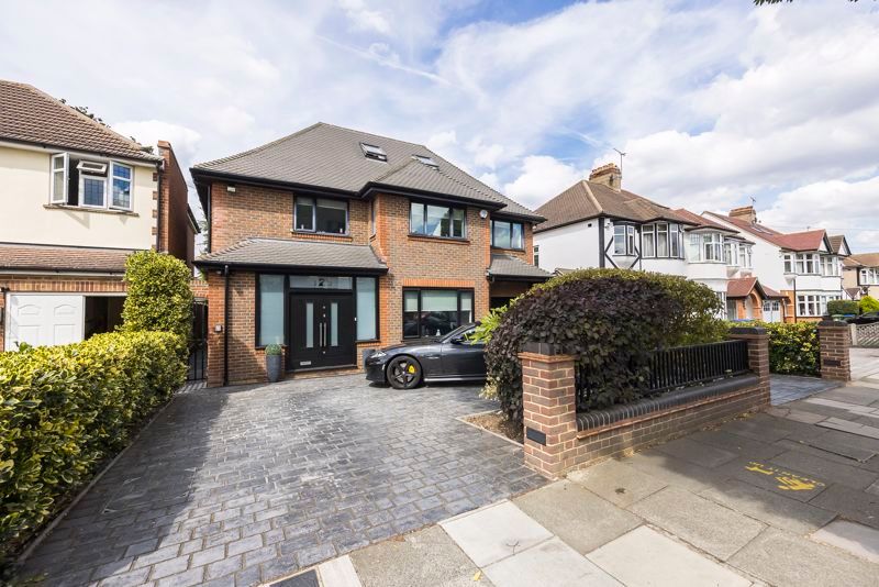 5 bed detached house for sale in The Drive, Bexley DA5 Zoopla