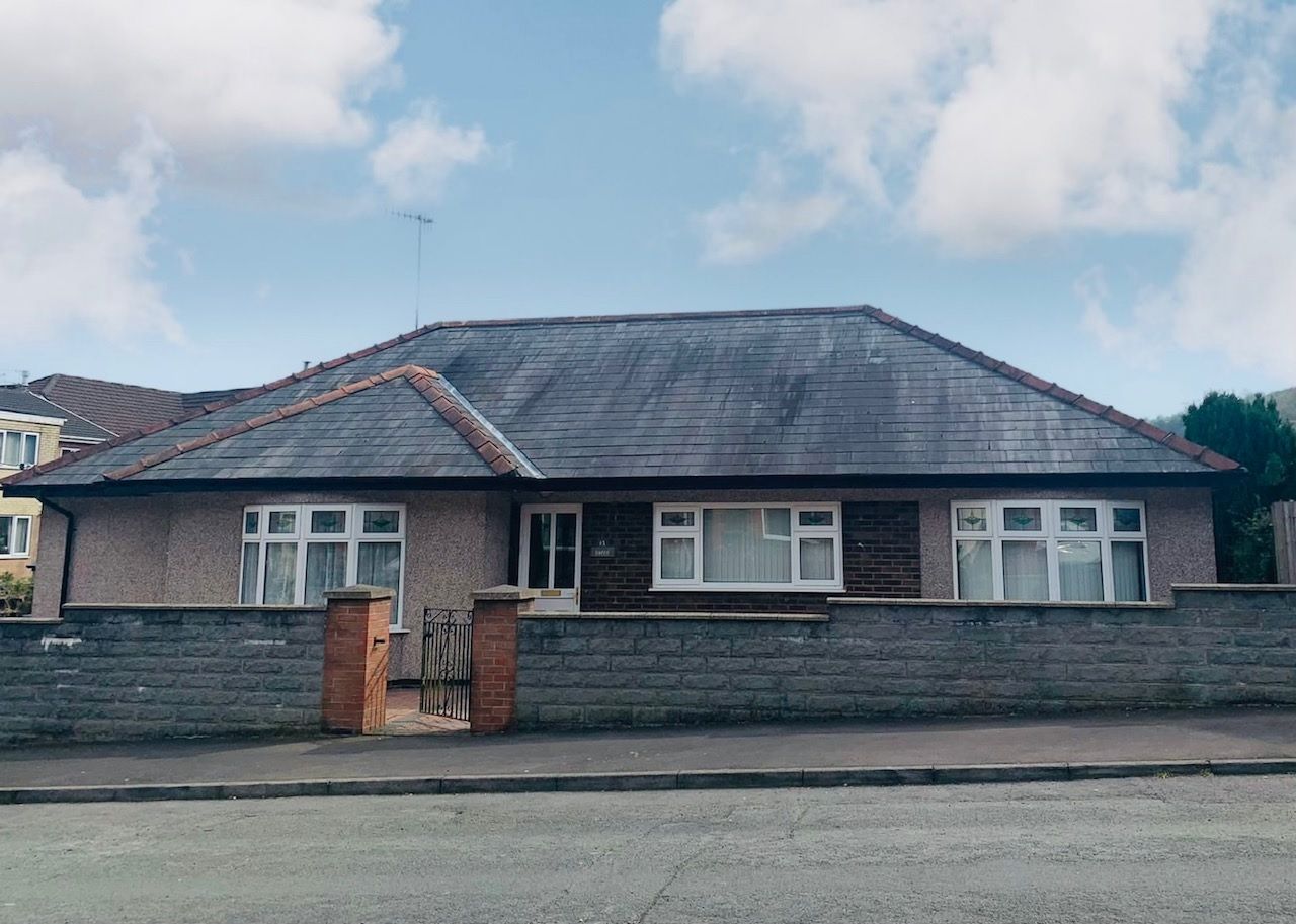 5 bed detached bungalow for sale in Grove Street, Llanbradach