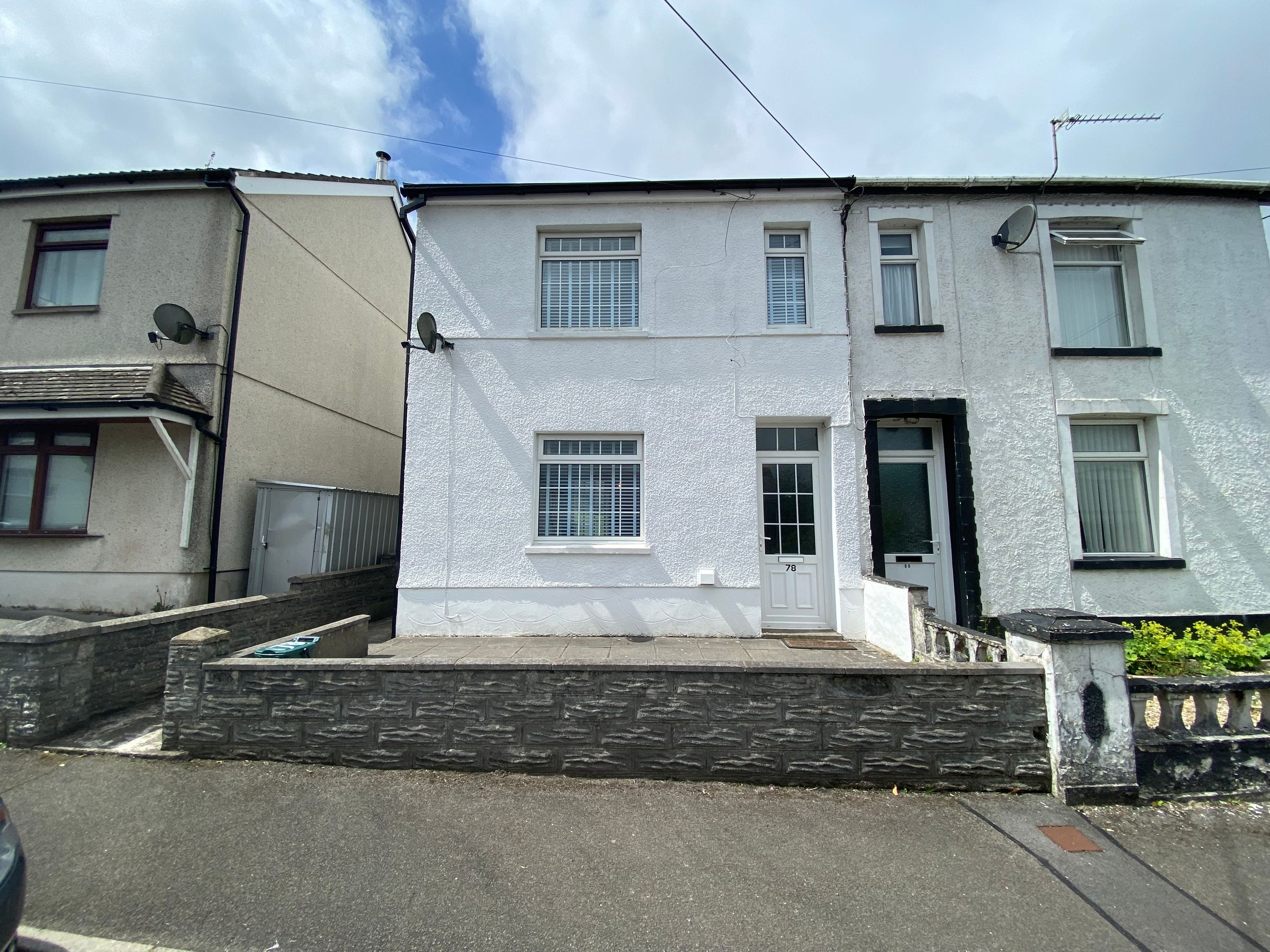 3 bed semidetached house for sale in Gate Road, Penygroes, Llanelli