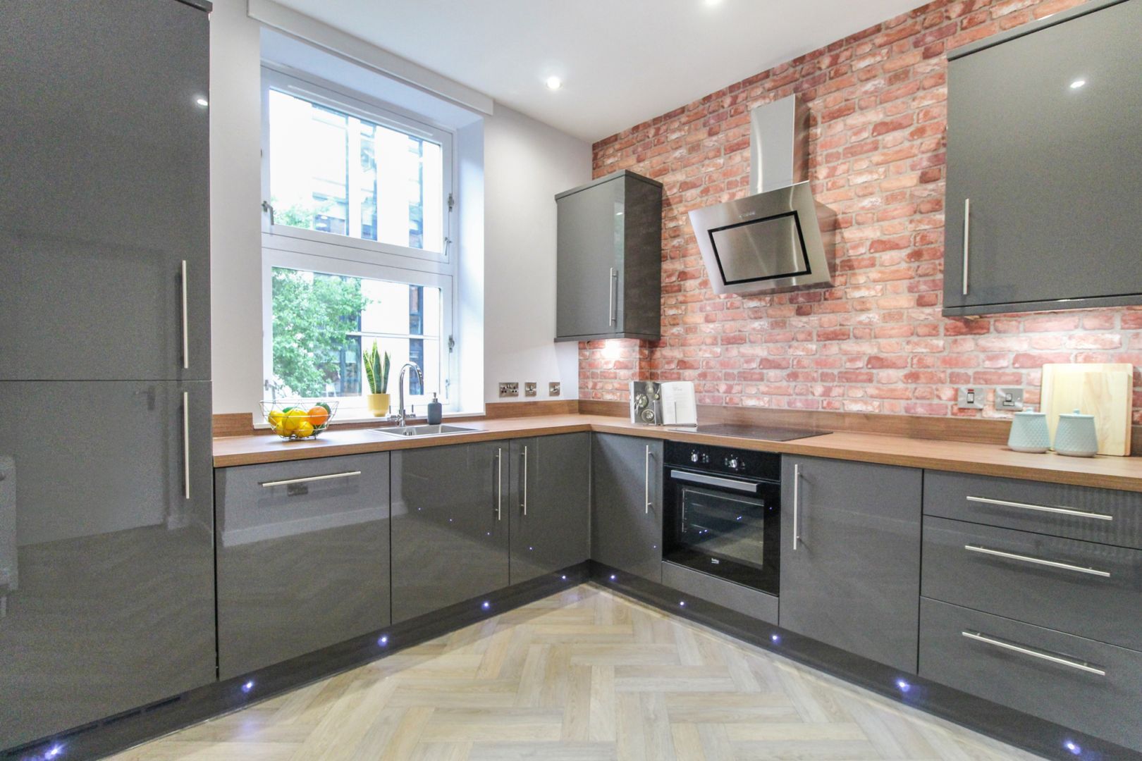 39 West End Park Street, Glasgow G3  