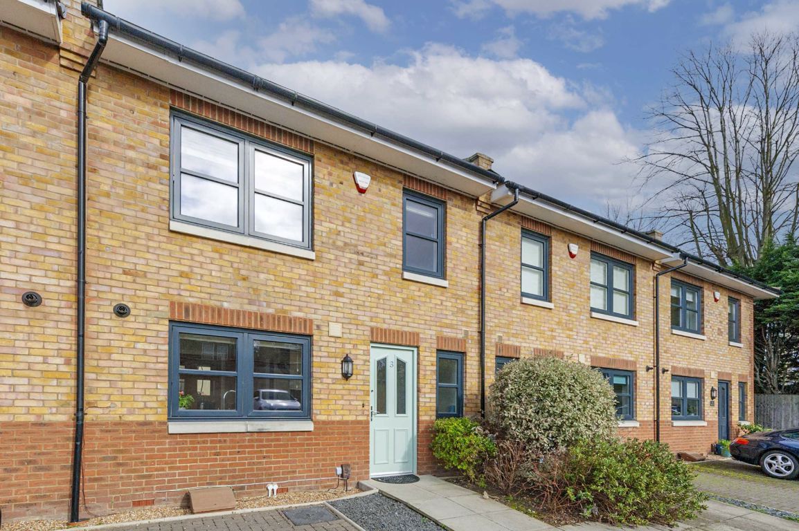 3 bed property for sale in Shears Lane, London SW16 Zoopla