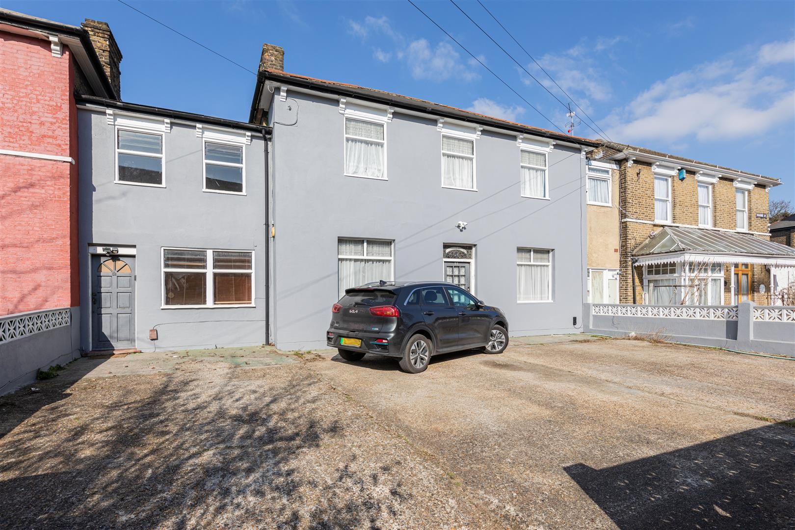 4 bed property for sale in Osborne Road, London E7 Zoopla