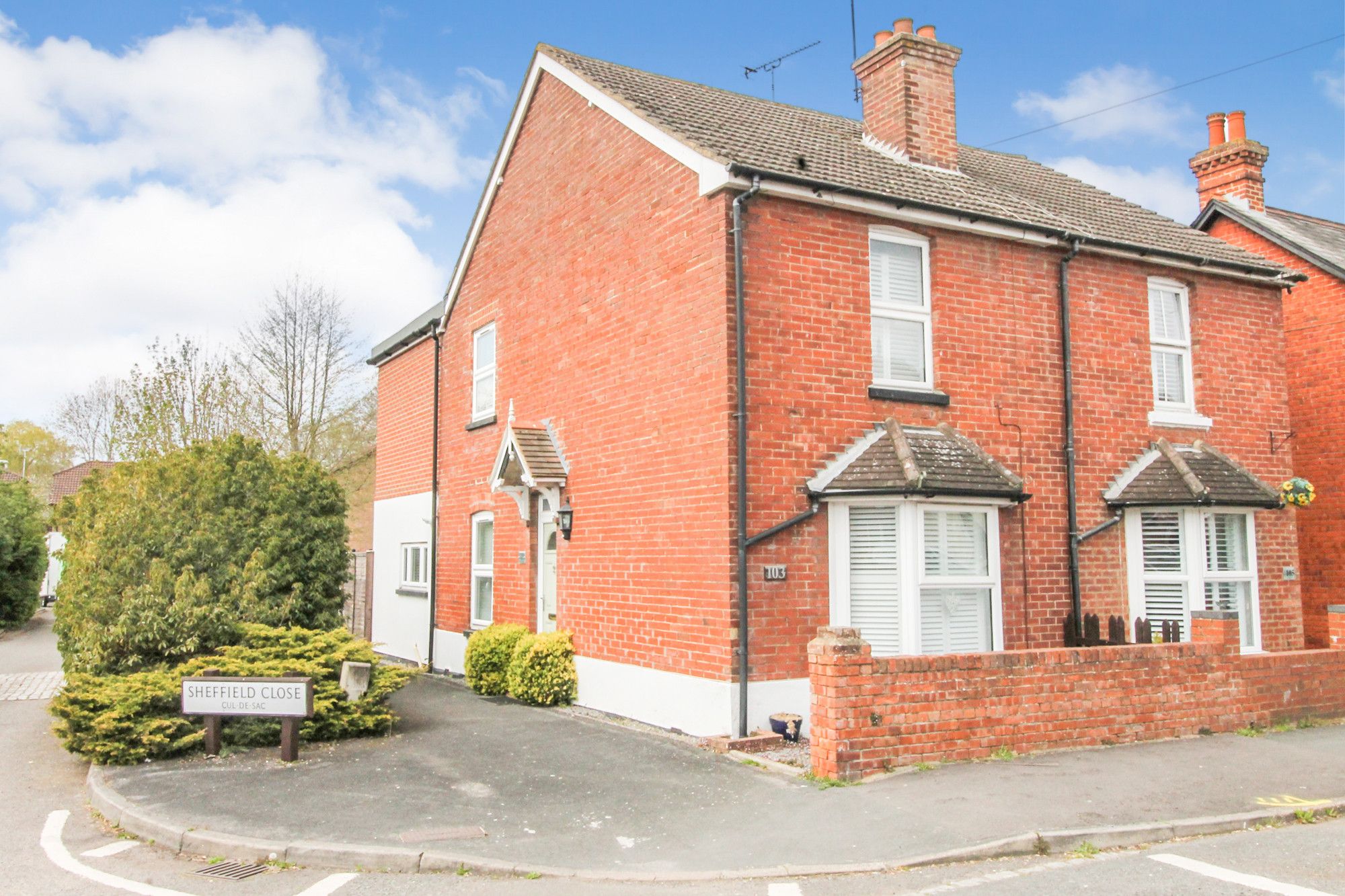 3 bed semidetached house for sale in Cove Road, Farnborough GU14 Zoopla