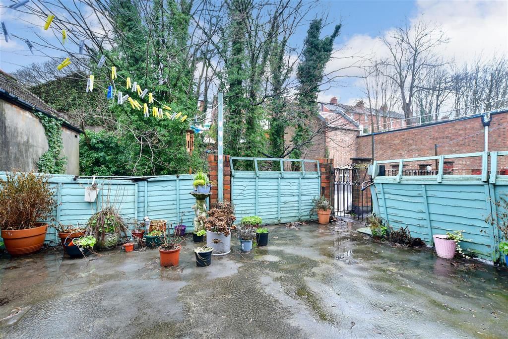 3 bed for sale in Croydon Road, Caterham, Surrey CR3 Zoopla