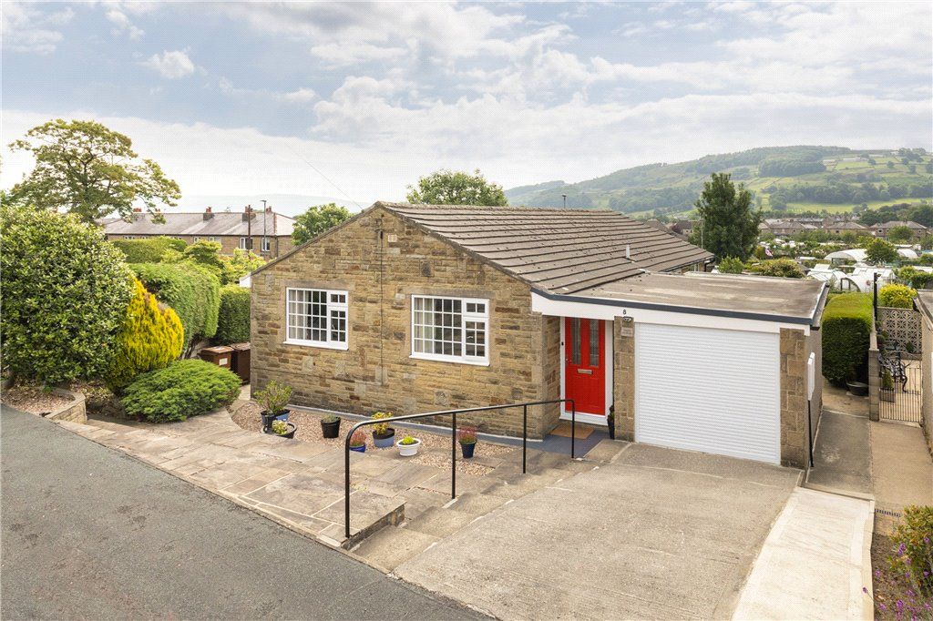 3 bed bungalow for sale in Beanlands Drive, Glusburn, North Yorkshire