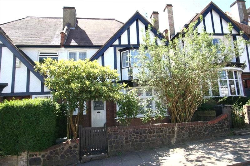 4 bed semidetached house to rent in Connaught Gardens, Muswell Hill