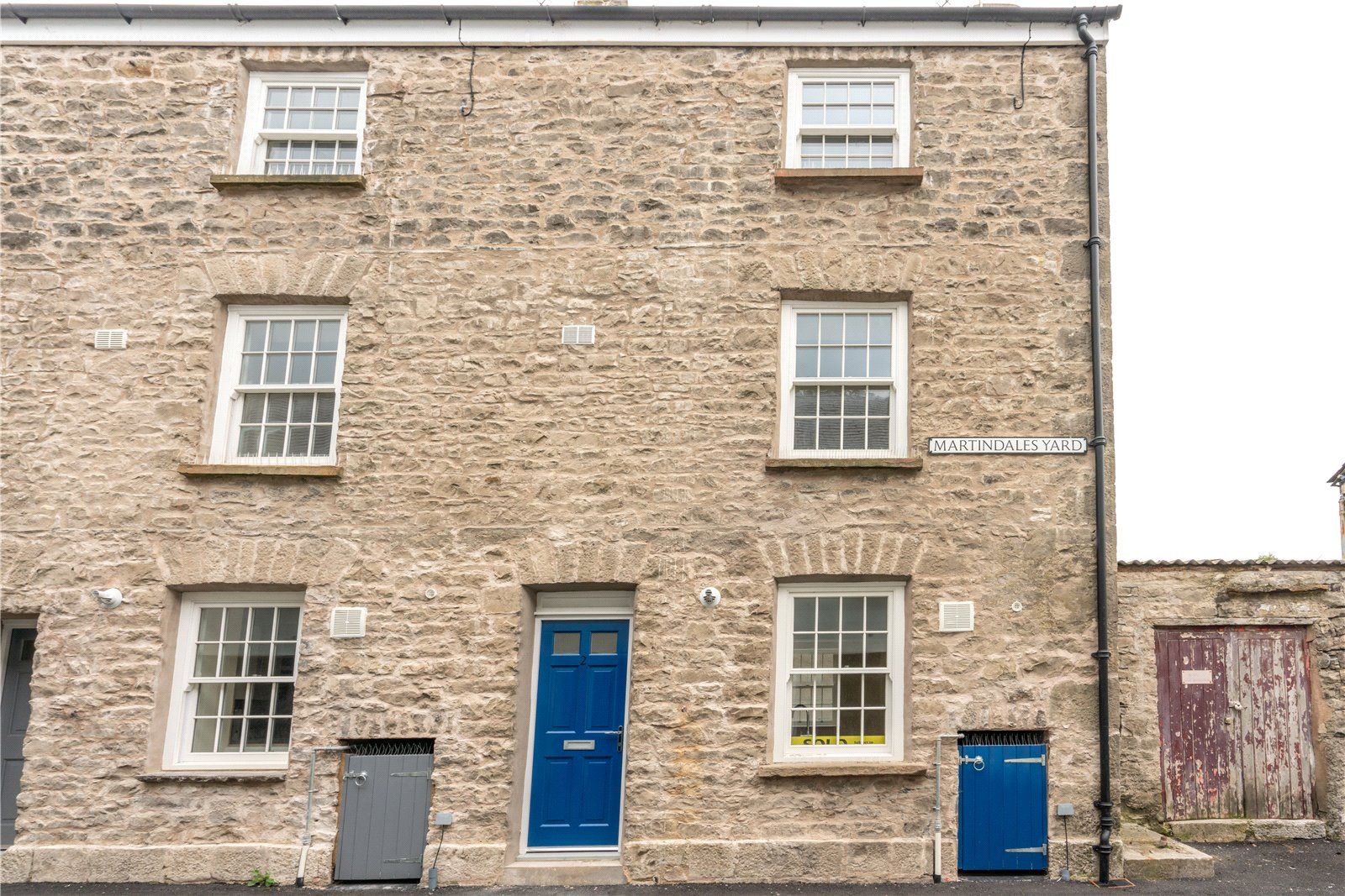 2 Martindales Yard Library Road Kendal LA9  