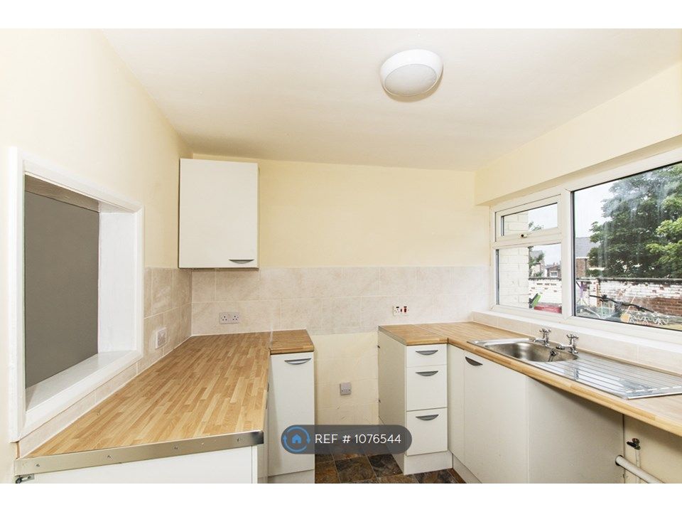 3 bed flat to rent in Stella Precinct Seaforth Road, Liverpool L21 Zoopla