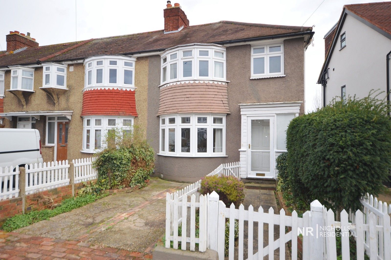 3 bed end terrace house for sale in Egham Crescent, Cheam, Sutton