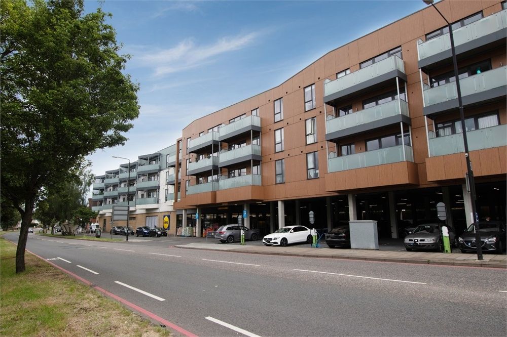 2 bed flat for sale in Glebe Way, West Wickham, Kent BR4 Zoopla
