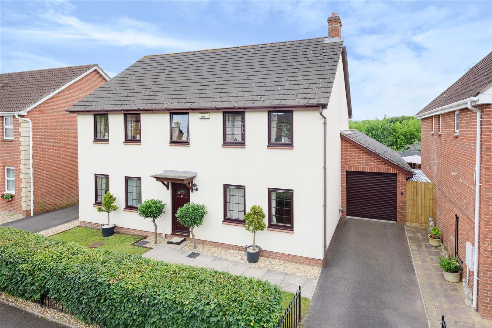 4 bed detached house for sale in Waterleaze, Taunton TA2 Zoopla