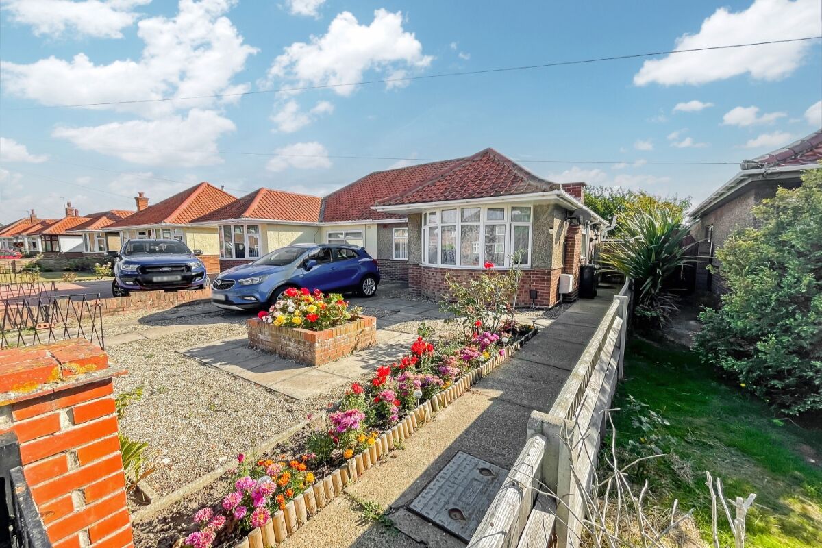 2 bed bungalow to rent in Pound Lane, Gorleston, Great Yarmouth NR31