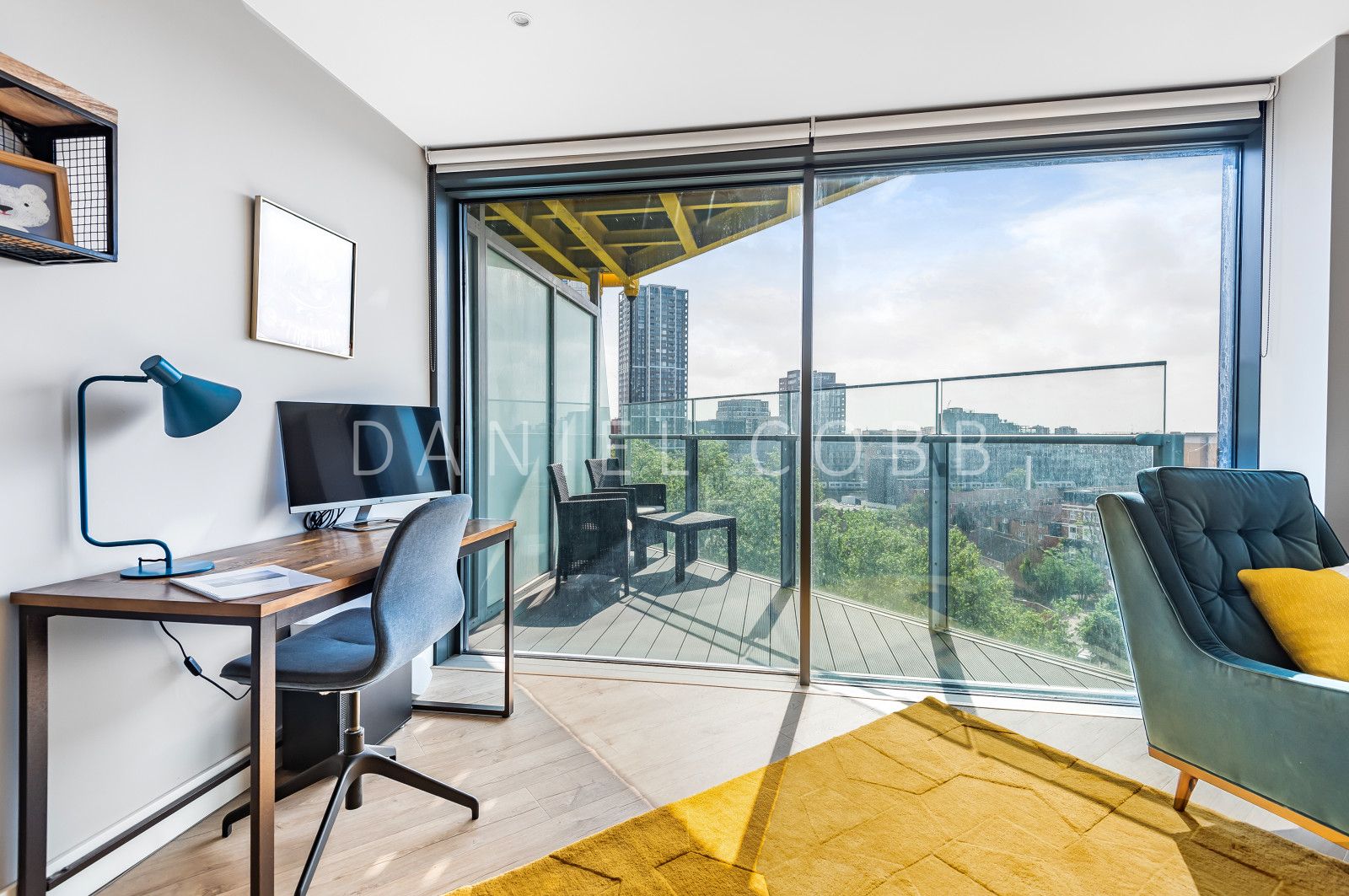 Uncle, Churchyard Row SE11