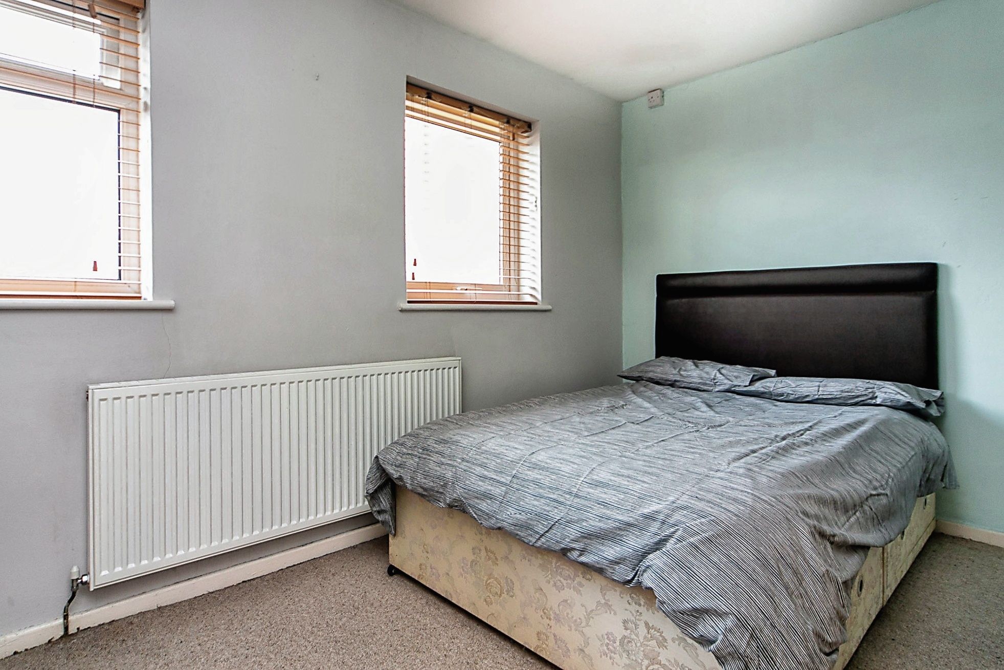 2 bed semidetached house for sale in Heatherdale Close, Gwersyllt, Wrecsam, Heatherdale Close