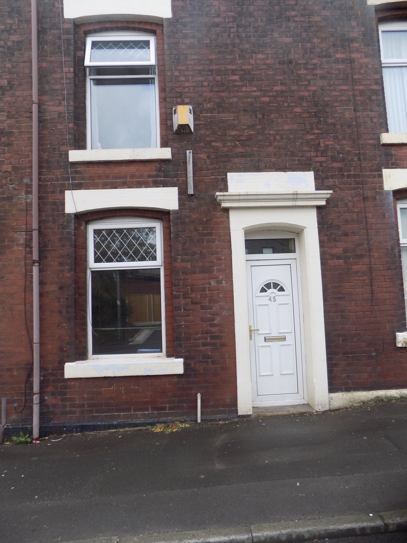 2 bed terraced house to rent in Shorrock Lane, Blackburn BB2 Zoopla