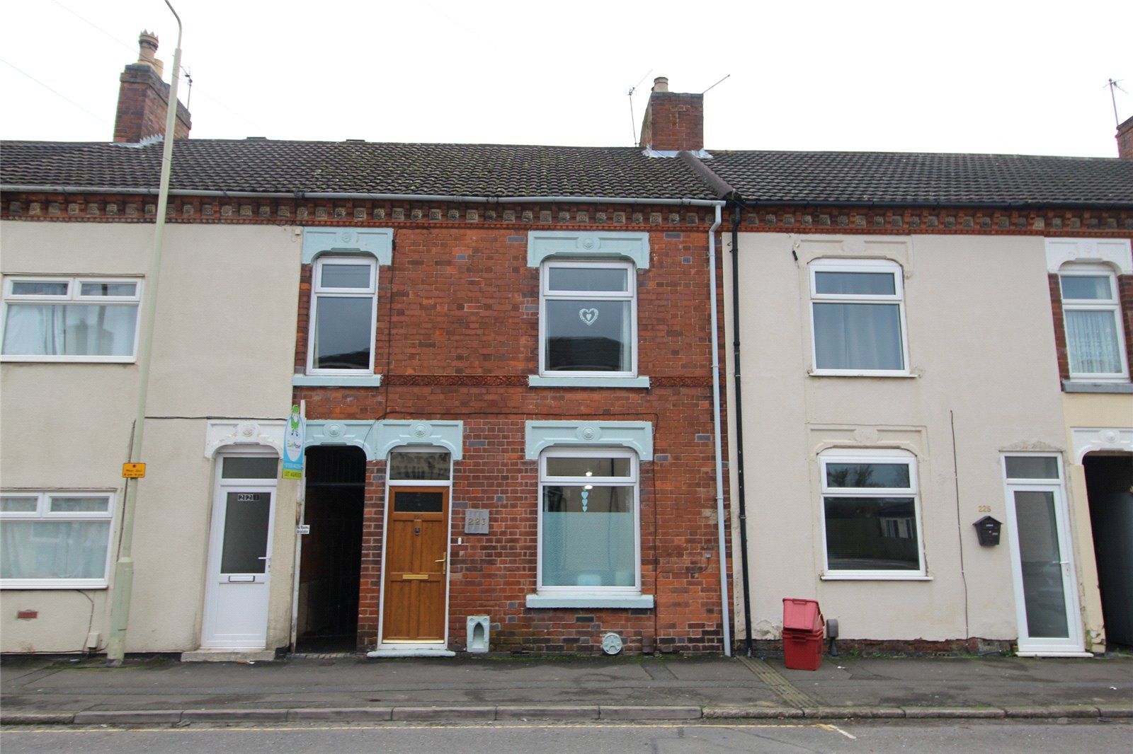 3 bed terraced house for sale in Belvoir Road, Coalville