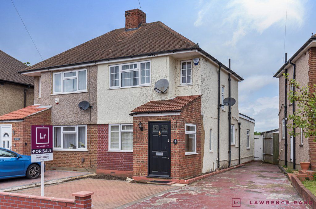 2 bed semidetached house for sale in Parkfield Crescent, Ruislip