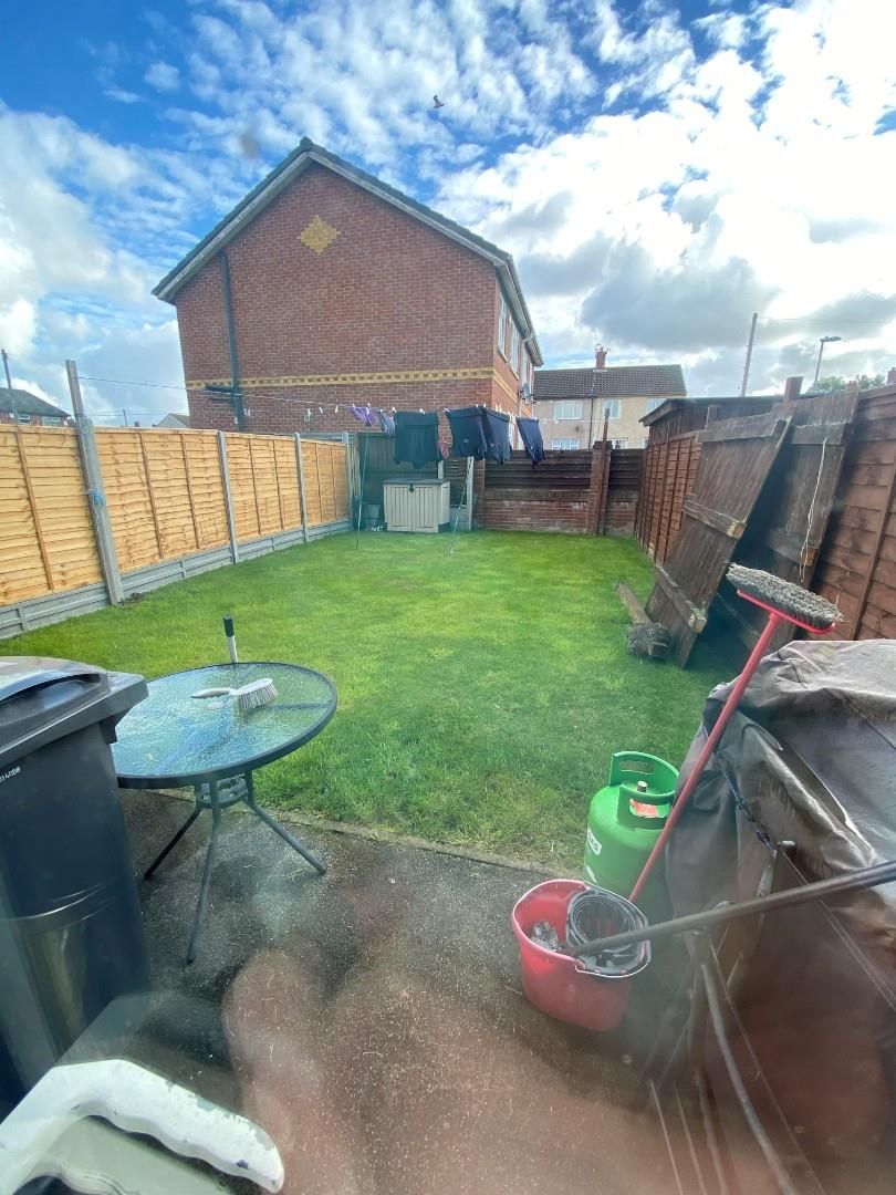 3 bed semidetached house for sale in Westhead Avenue, Kirkby