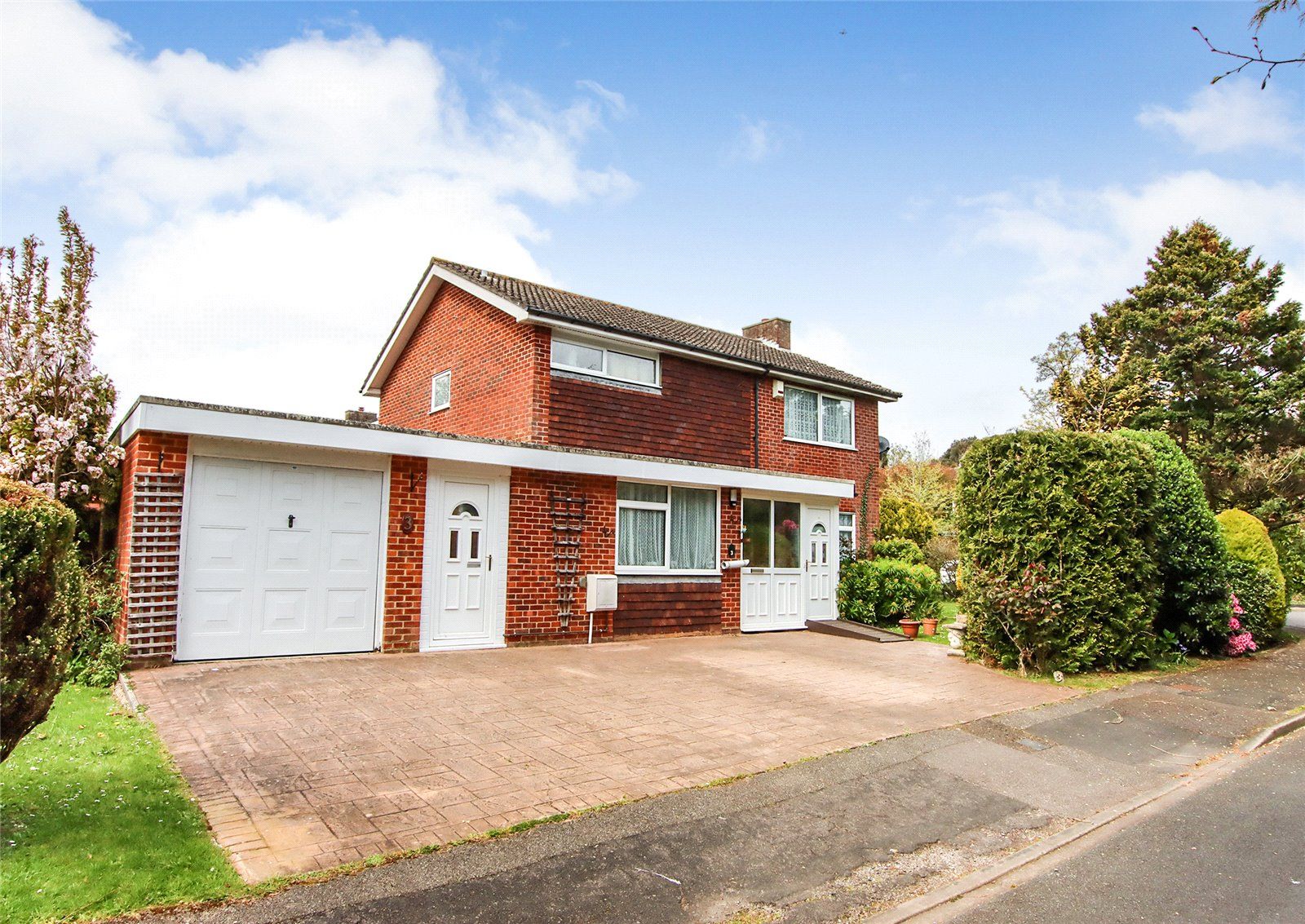 4 bed detached house for sale in Grange Close, Everton, Lymington