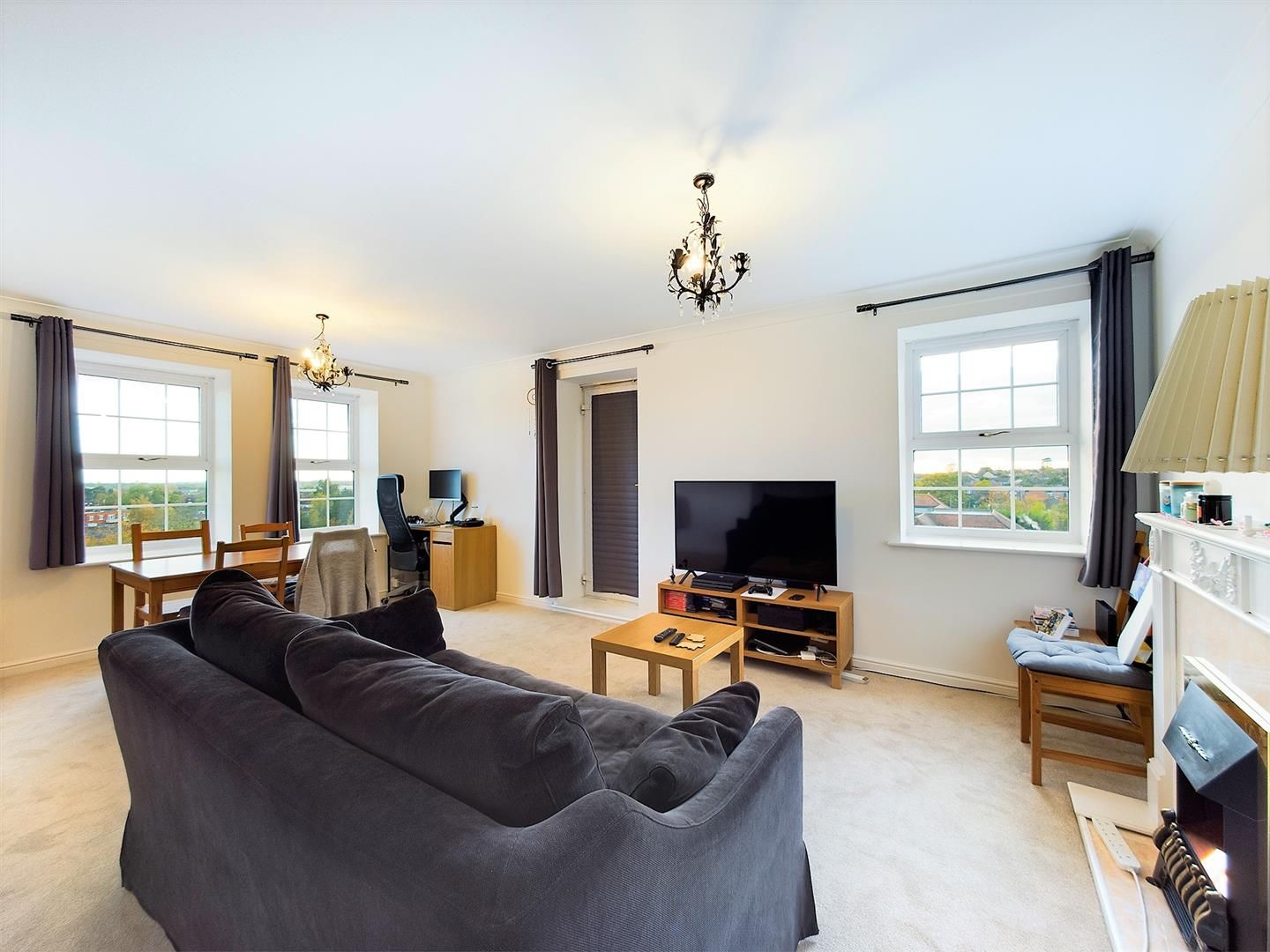 1 bed flat for sale in Kings Lodge, Pembroke Road, Ruislip HA4 Zoopla