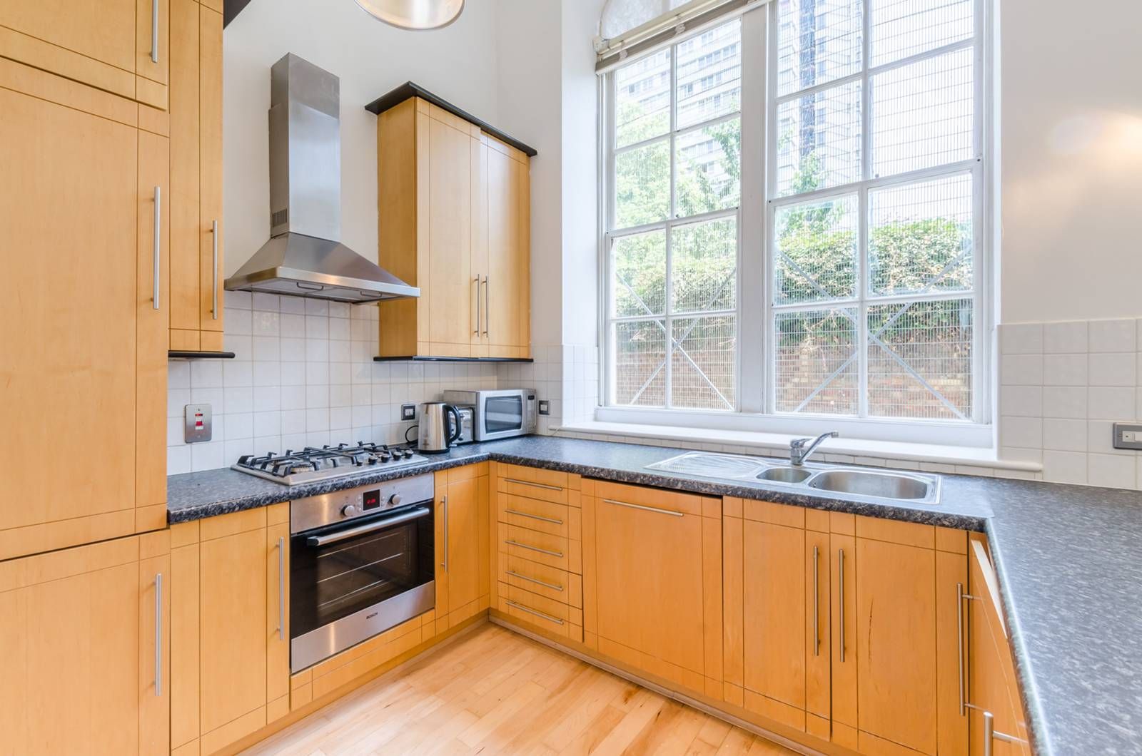 Chequer Street, Old Street, London EC1Y  