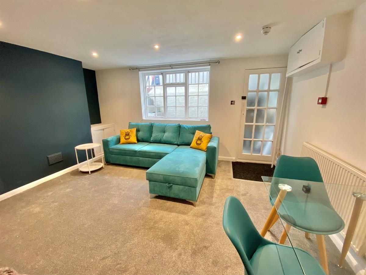 1 bed flat to rent in Russell Square, Brighton BN1 Zoopla