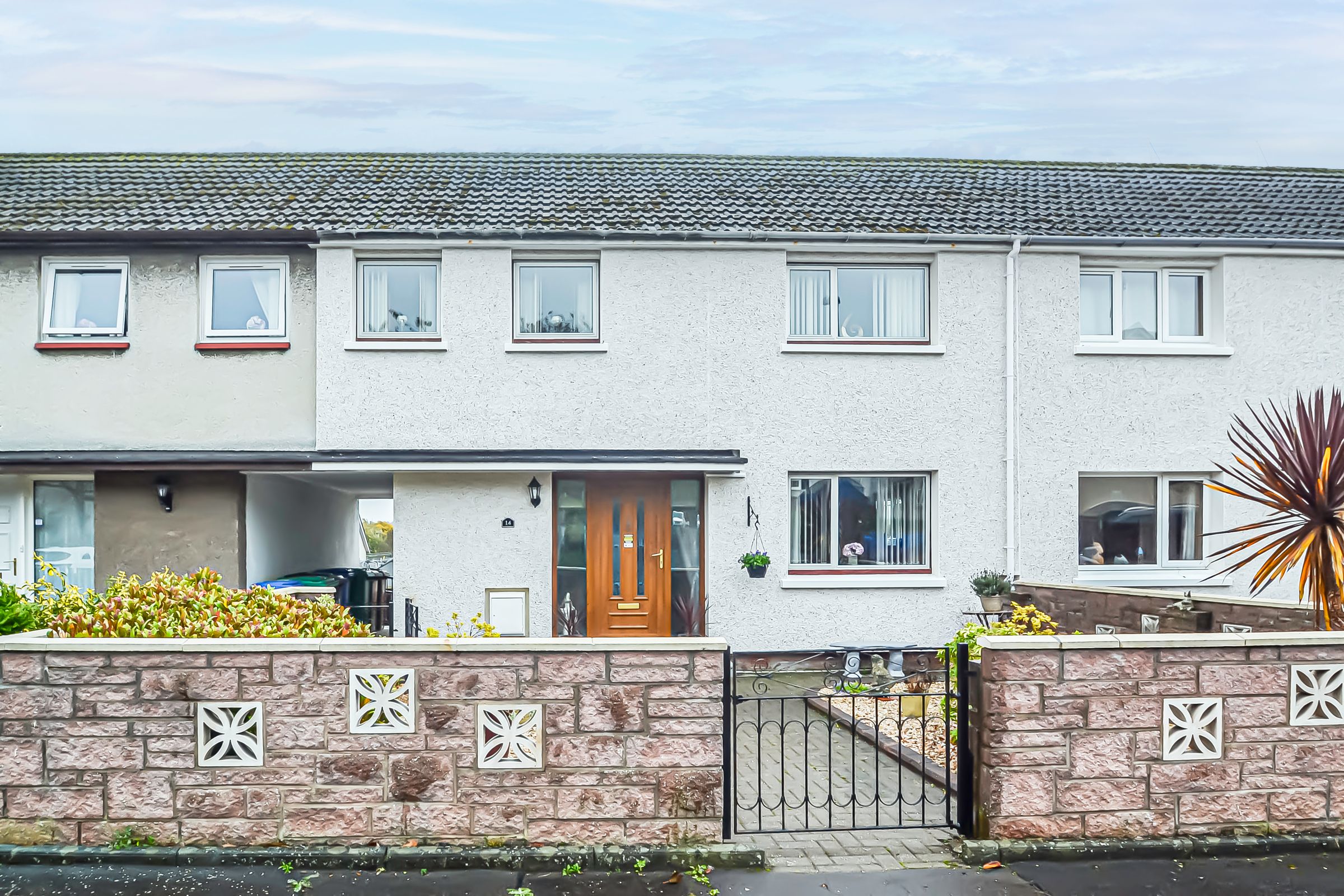 3 bed terraced house for sale in Daniel Place, Rosyth KY11 Zoopla