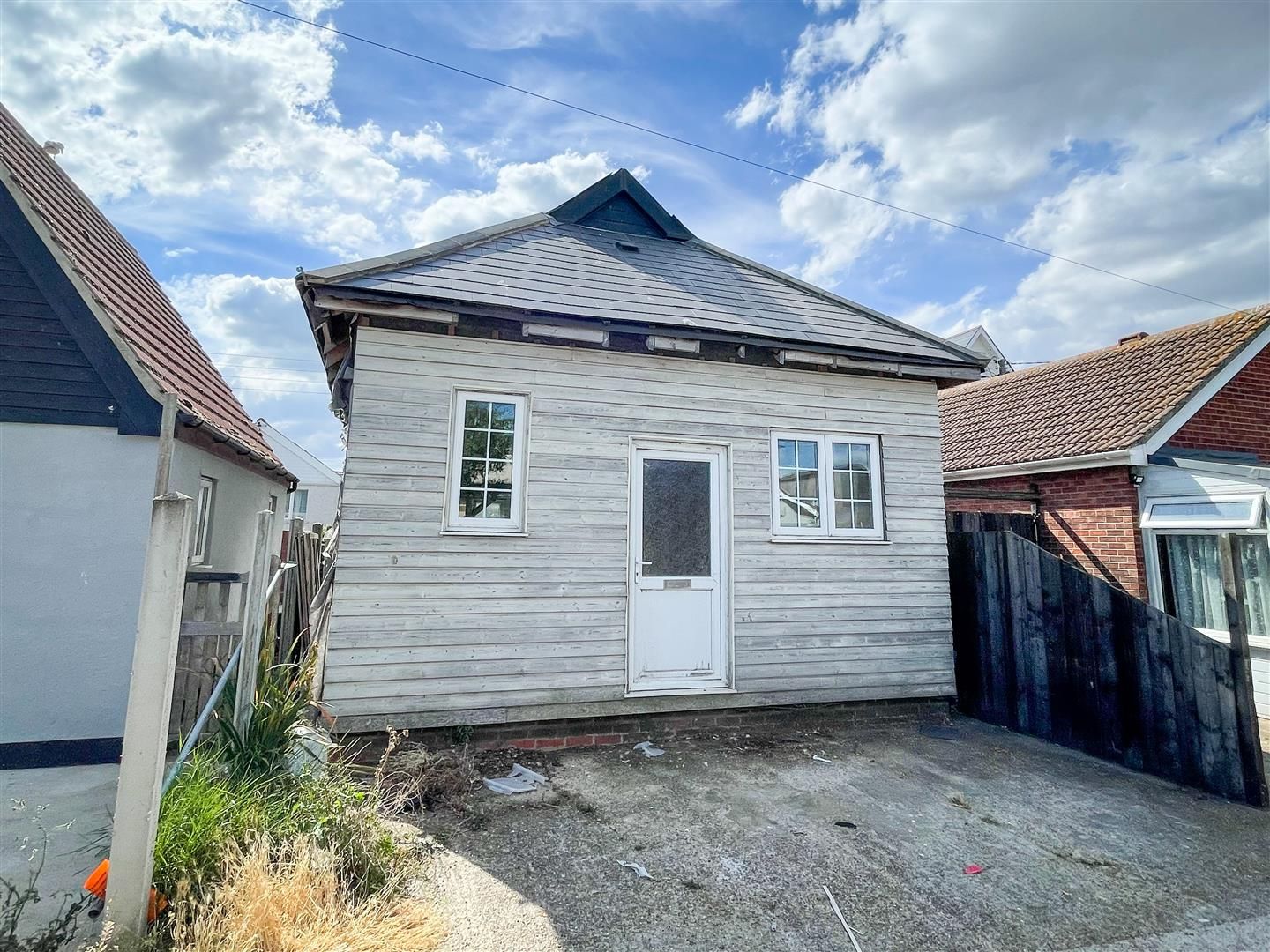 1 bed property for sale in Sunbeam Avenue, Jaywick, ClactonOnSea CO15