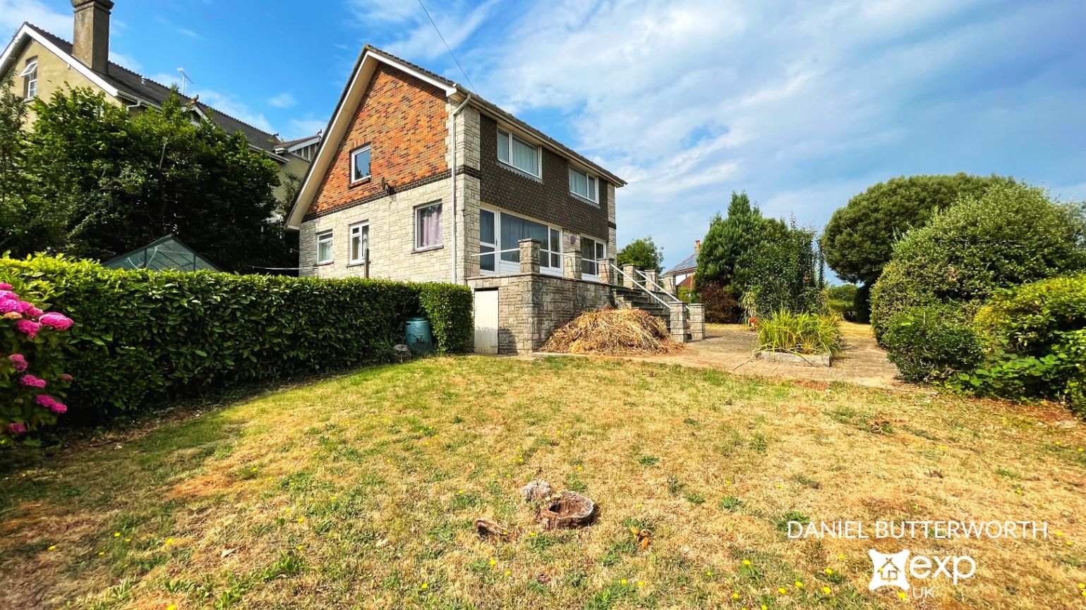 4 bed detached house for sale in Barton Road, Torquay TQ1 Zoopla