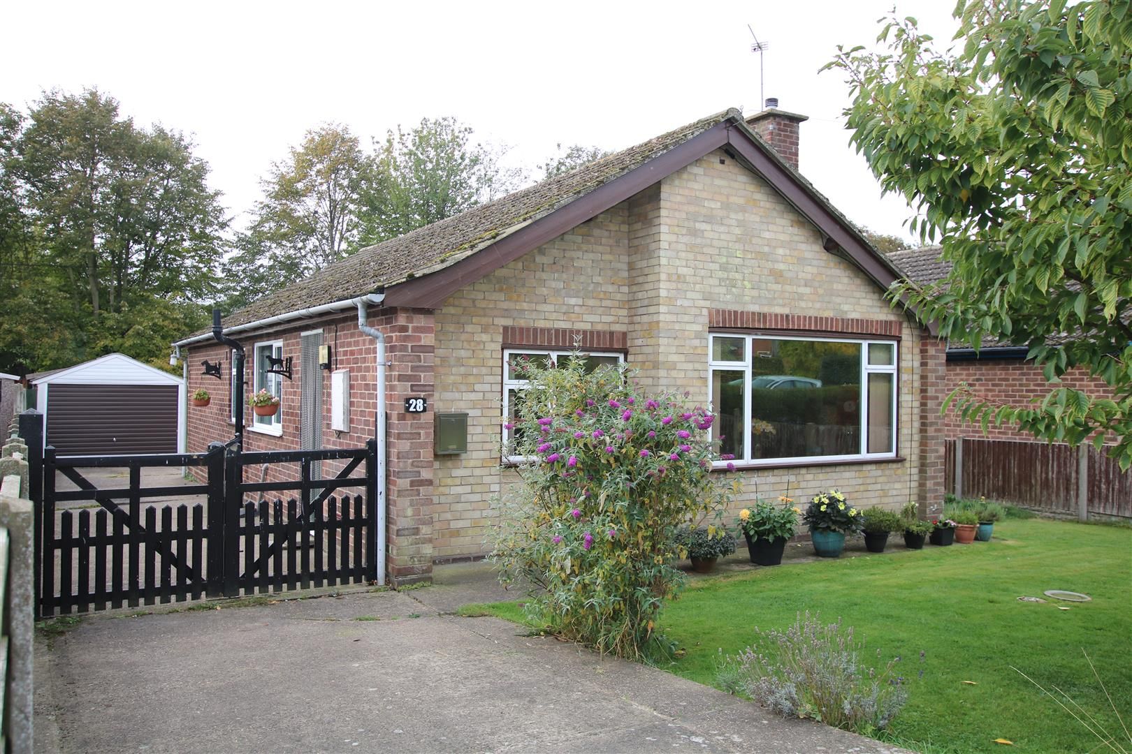 2 bed bungalow for sale in Park Lane, Heighington, Lincoln LN4 Zoopla