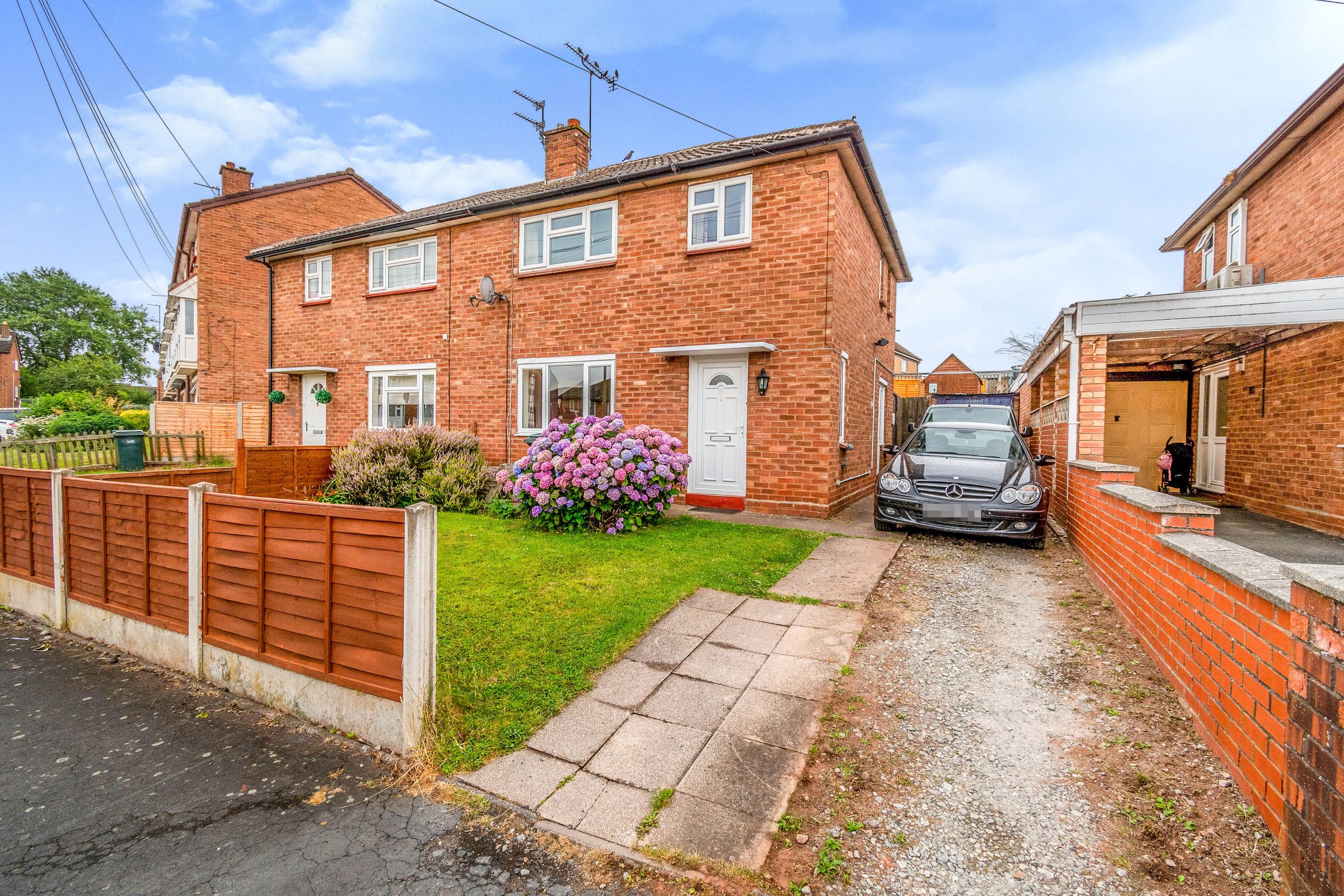 3 bed semidetached house for sale in Tasley Close, Bridgnorth WV16
