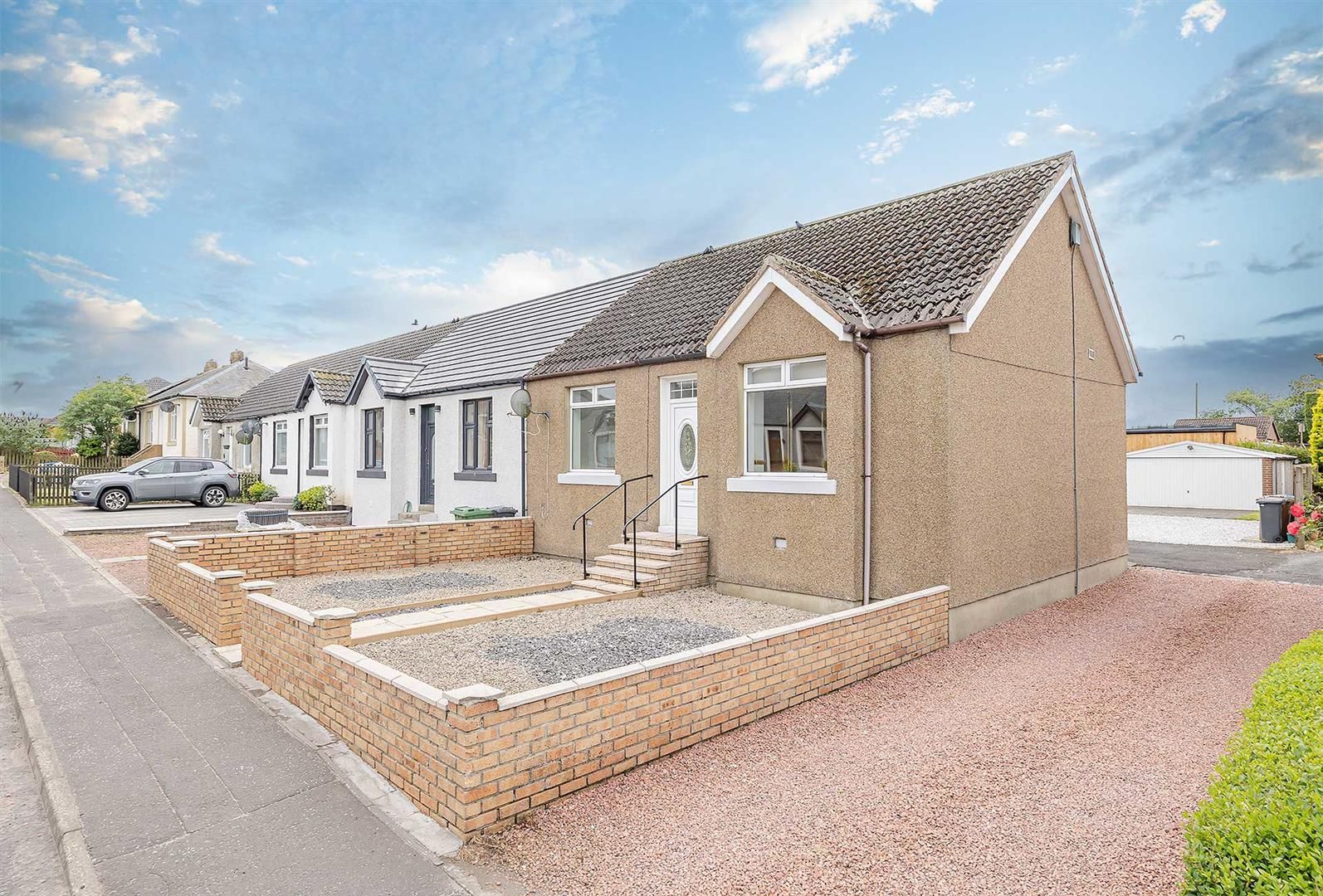 2 bed end terrace house for sale in Harthill Road, Blackridge, Bathgate