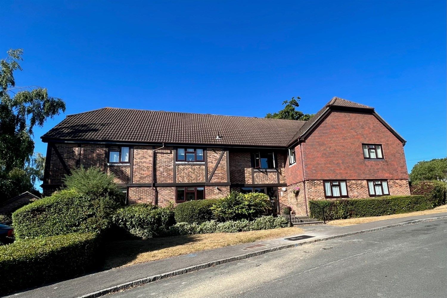 2 bed flat to rent in West Chiltington, Pulborough, West Sussex RH20