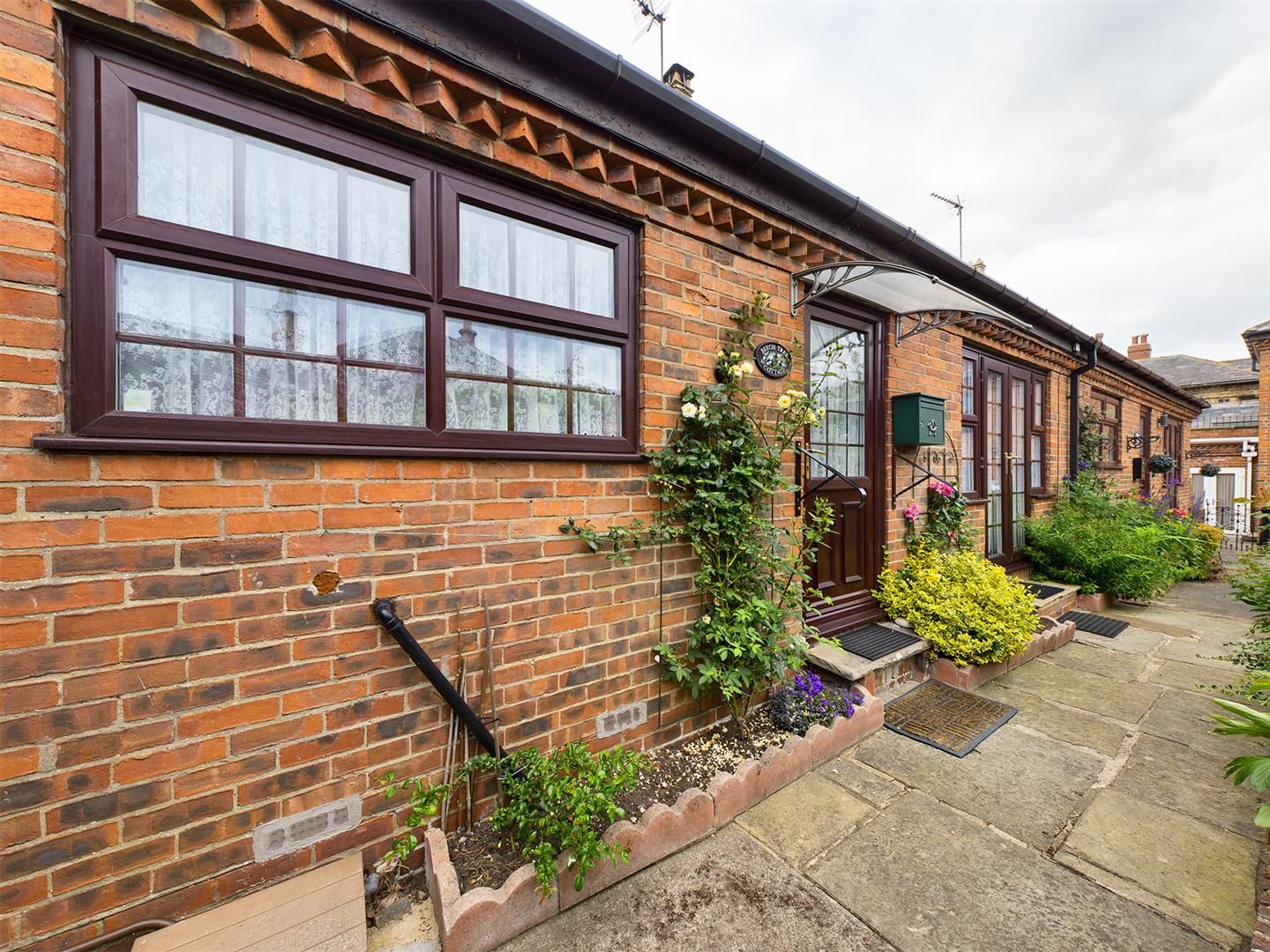 1 bed cottage for sale in Beech Tree Cottage, Orchard Court, Jewison