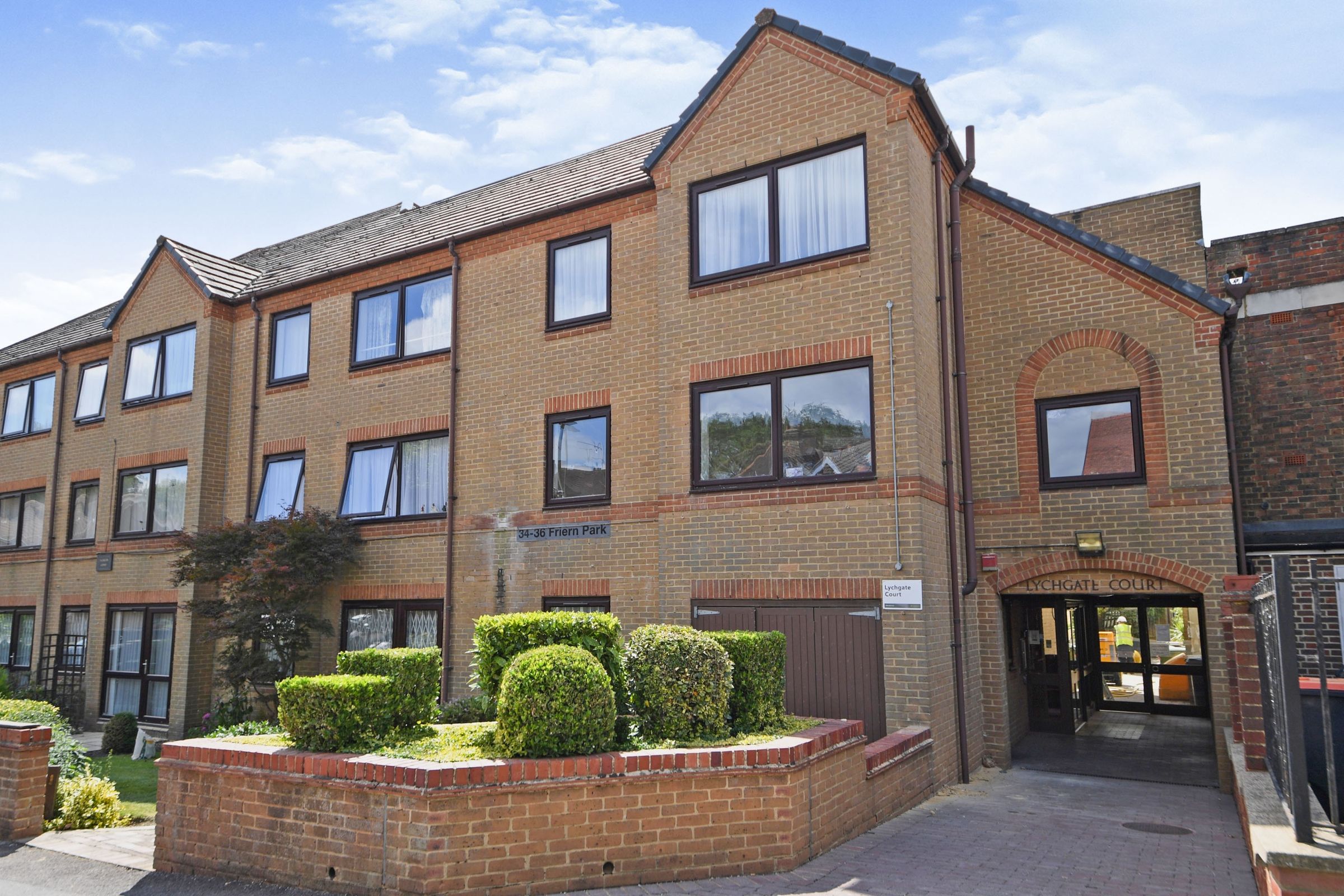1 bed flat for sale in Lychgate Court, 34 Frien Park, North Finchley
