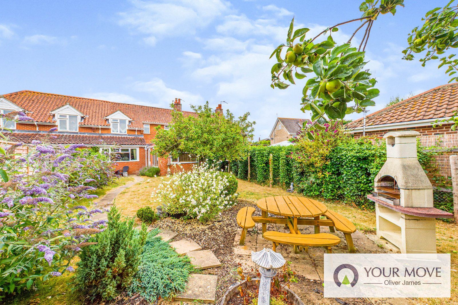3 bed terraced house for sale in Garden Lane, Worlingham, Beccles