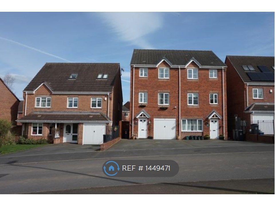 4 bed semidetached house to rent in Galingale View, Newcastle Under Lyme ST5 Zoopla