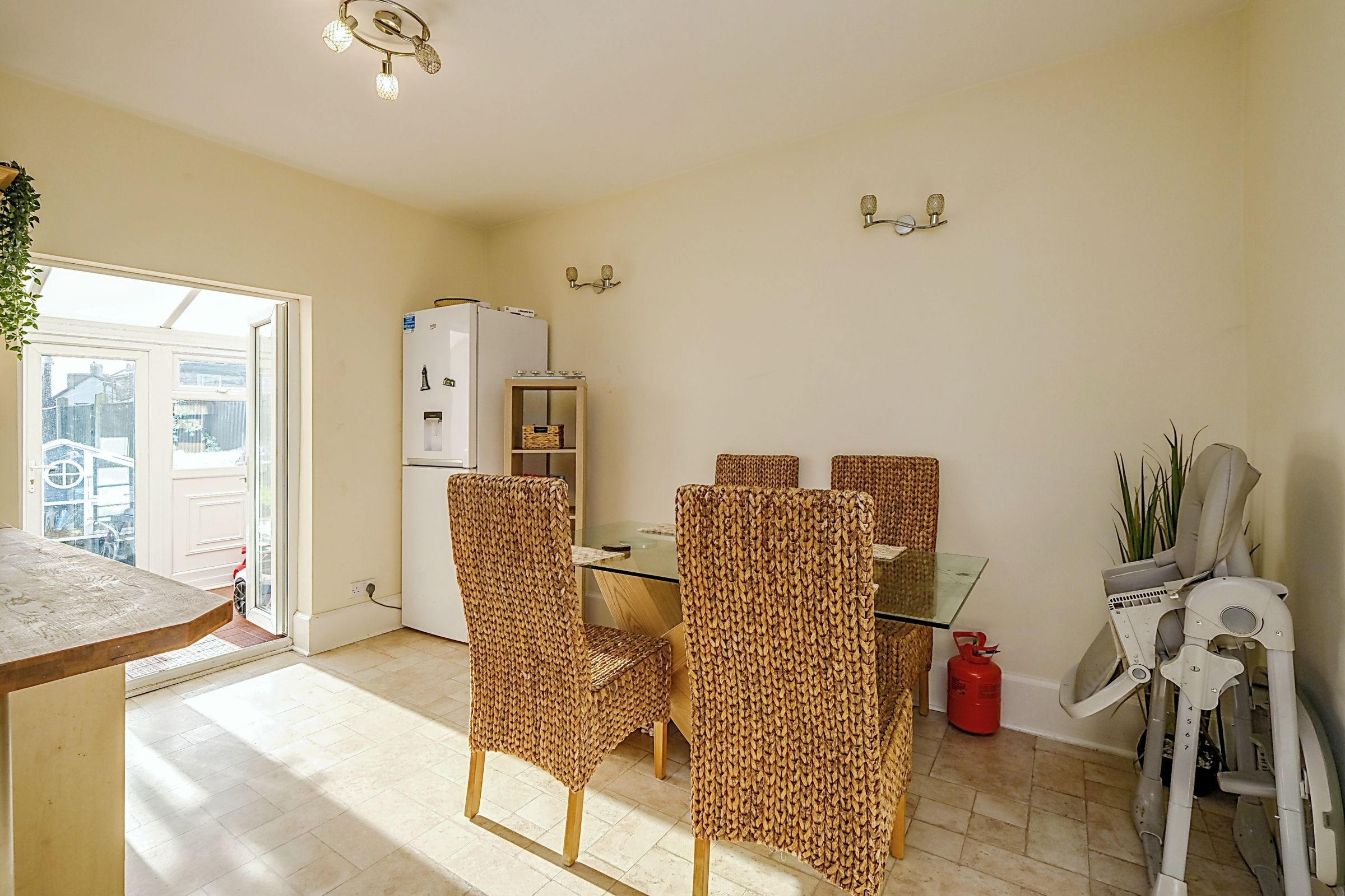 3 bed semidetached house for sale in Carlton Hill, Carlton NG4 Zoopla